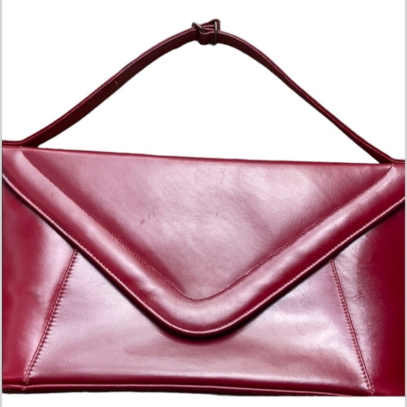 🎉HP🎉Vintage Red Leather Mam’selle Clutch - Picture 2 of 9